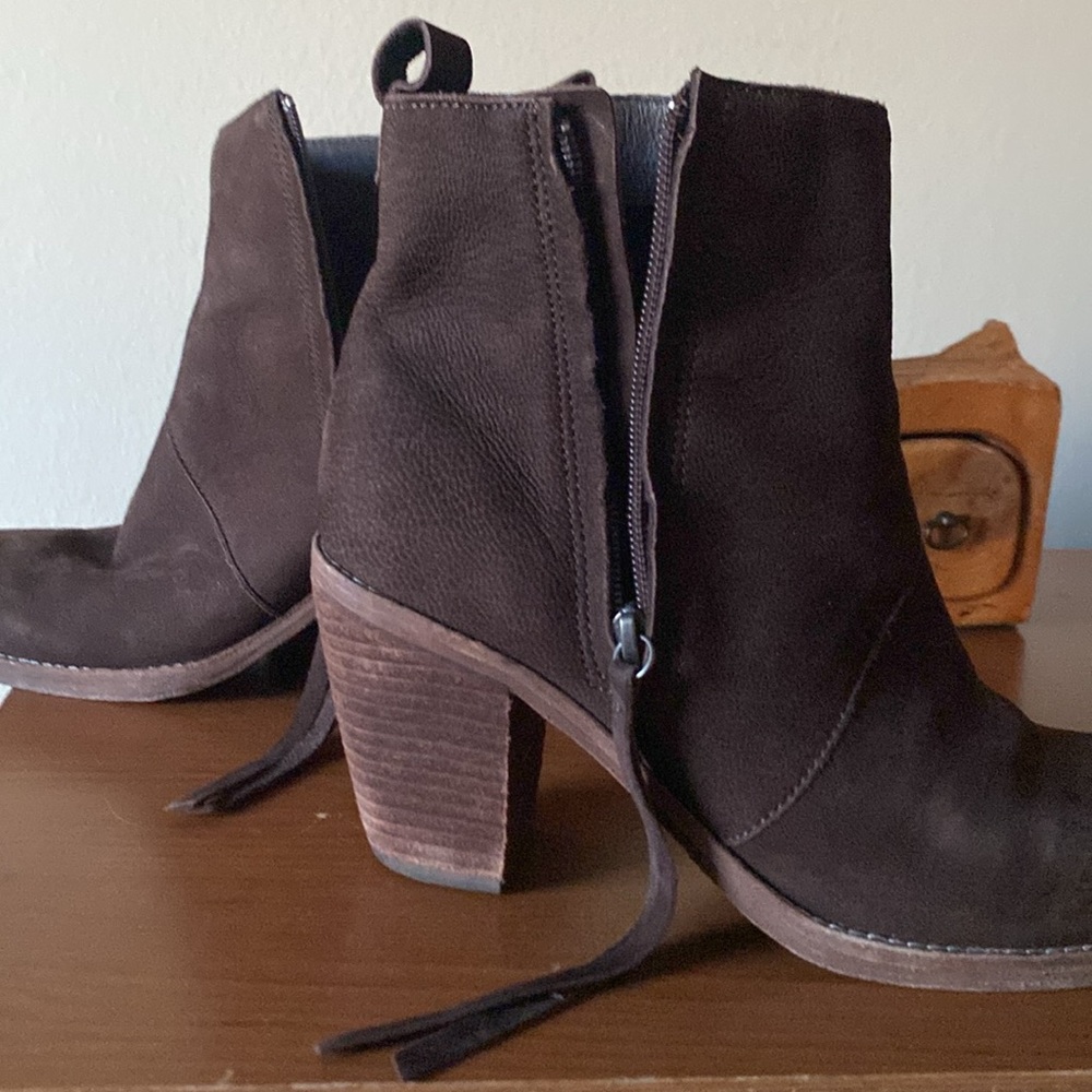 Dolce Vita Nubuck Suede Booties - Picture 7 of 7
